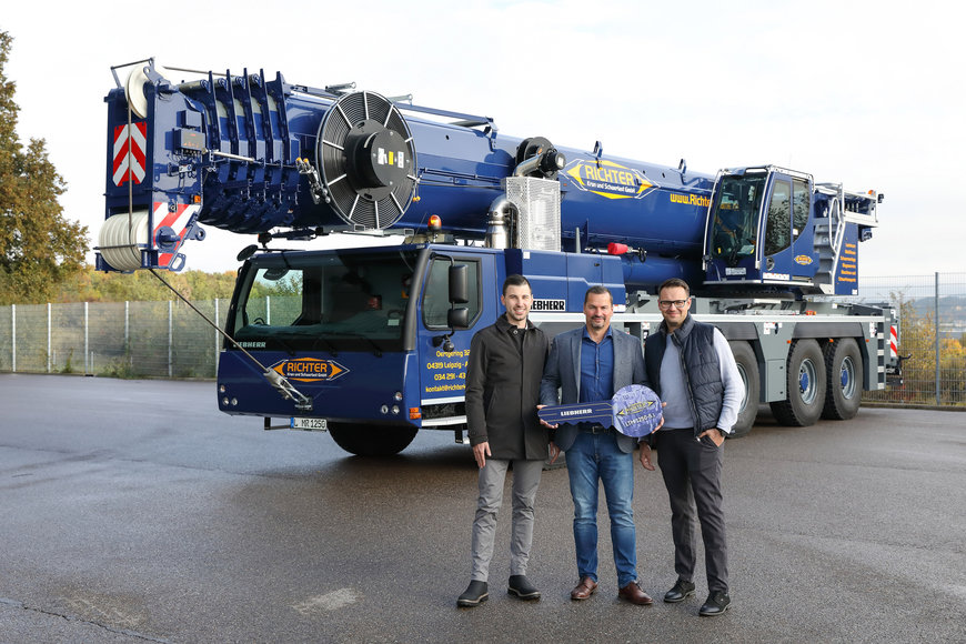 Closing the gap in Leipzig: Richter takes delivery of a Liebherr LTM 1250-5.1 mobile crane